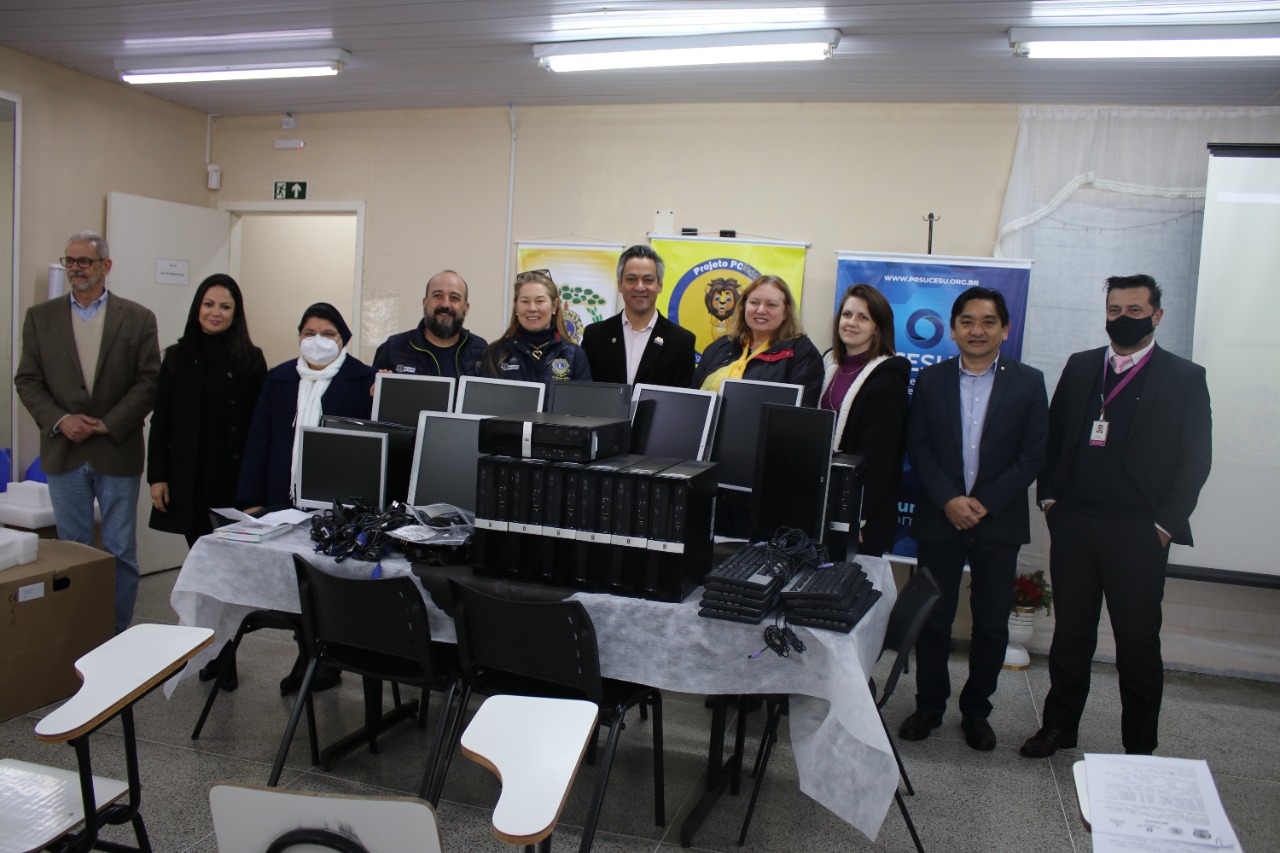 HNSG faz a doação de 25 computadores para projeto social - Hospital Nossa Senhora da Graça